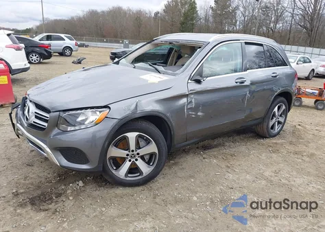 2019 Mercedes-Benz Glc 300 from USA, damaged, VIN WDC0G4JB6KF574065